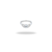 Anillo Promesa Trilogía – Plata 925 con rodio y moissanitas certificadas