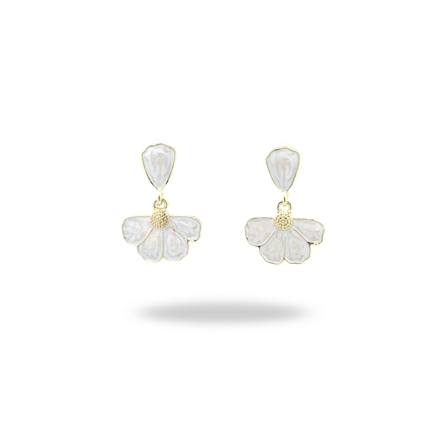 Aretes Flor Marmoleada – Elegancia con textura natural